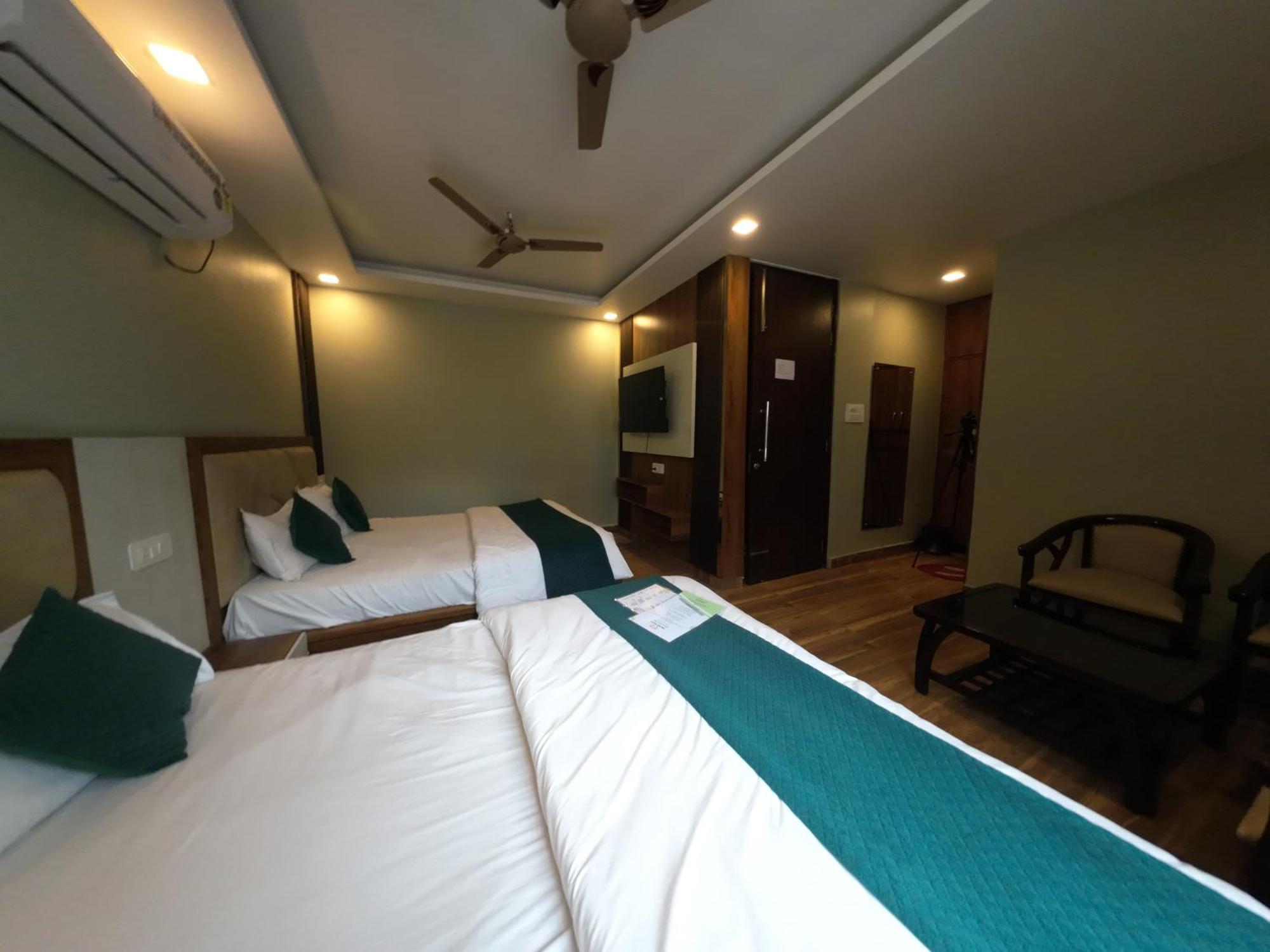 Hotel Hostel Vimal Ganga Rishīkesh 외부 사진